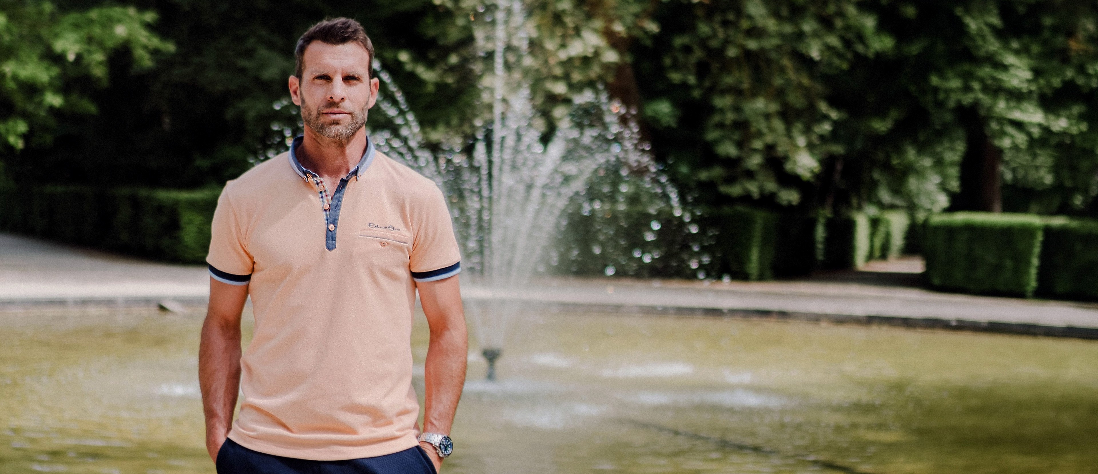 The Elegance of the Shirt Collar
